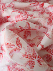 Load image into Gallery viewer, 25IN REMNANT; Pink & Red Cottage Floral on Ivory Linen Cotton