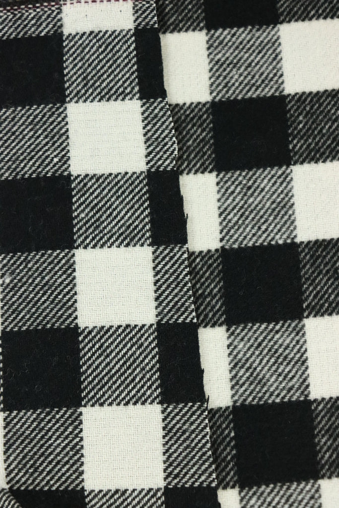 Wool Round Knit (ivory, black)