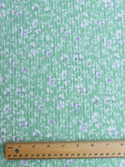 Load image into Gallery viewer, Green Crinkle Floral Knit