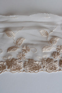 Accessible Beige 3.5" Wide Embroidered Lace Trim