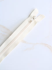 Load image into Gallery viewer, 24" YKK #3 Separating Jacket Plastic Zipper