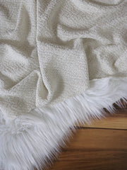 Load image into Gallery viewer, Macaroon Hanfleur Chenille Sweater Knit