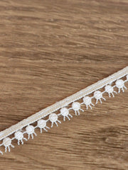 Load image into Gallery viewer, Beige .5" Wide Crochet Lace Trim