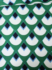 Load image into Gallery viewer, Kelly Green Geo Peaks Linen Cotton
