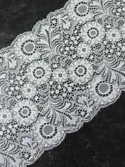Load image into Gallery viewer, Off White 7&quot; Wide Stretch Lace
