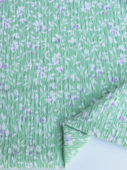 Load image into Gallery viewer, Green Crinkle Floral Knit