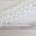 Load image into Gallery viewer, Off White 3.25" Wide Venice Lace Trim

