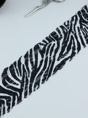 Load image into Gallery viewer, Zebra 2.75&quot; Wide Stretch Lace
