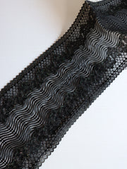 Load image into Gallery viewer, 2YD 4IN REMNANT; Black &amp; Glitter 6.75&quot; Wide Stretch Lace
