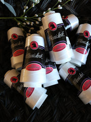 Load image into Gallery viewer, Maxilock Serger Thread- 3,000YDS