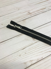 Load image into Gallery viewer, #5 Black 22" Separating Jacket Metal Zipper