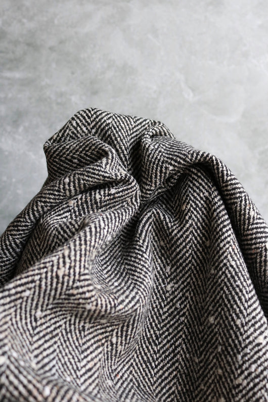 Black & White Herringbone With Nupps Wool Coating