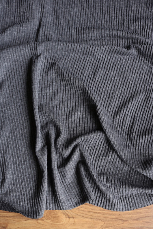 2 Tone Charcoal Almafi Rib Sweater Knit
