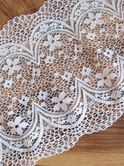 Load image into Gallery viewer, Ivory 7.5&quot; Wide Stretch Lace
