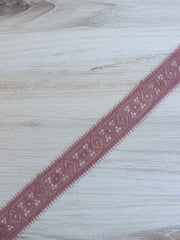 Load image into Gallery viewer, Mauve 1.5&quot; Wide Venice Trim
