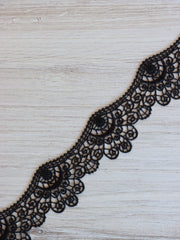Load image into Gallery viewer, Black 1.75&quot; Wide Venice Lace
