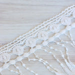 Load image into Gallery viewer, White 5" Wide Fringe Trim
