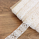Load image into Gallery viewer, Beige 1" Wide Crochet Lace
