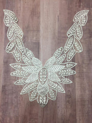 Load image into Gallery viewer, Off White Applique