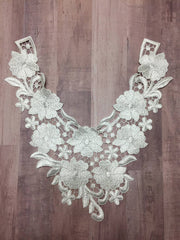 Load image into Gallery viewer, Off White Applique